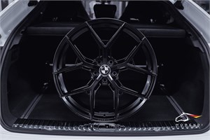 Комплект дисков для BMW 5 G30 8207 - фото 19152