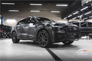 Audi Q8 3.0 55 TFSI (340 л.с.) Audi Q8 3.0 55 TFSI (340 л.с.)